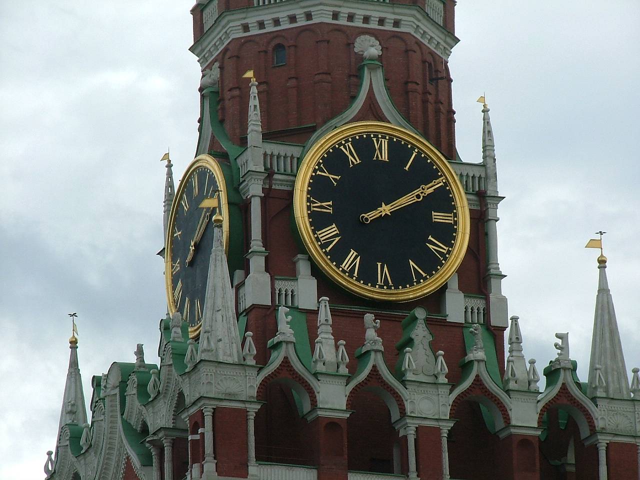 Красная площадь Москва башня с часами